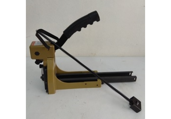 Máy bấm ghim thùng carton bằng tay meite HB3518