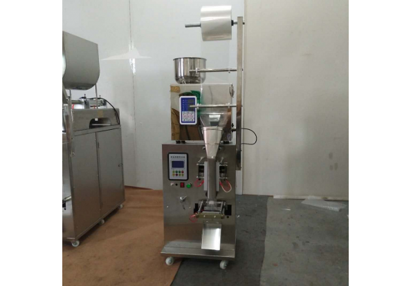 Máy định lượng đóng gói 3 biên AT-240